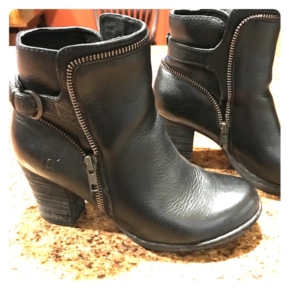 Born Christina ankle boot